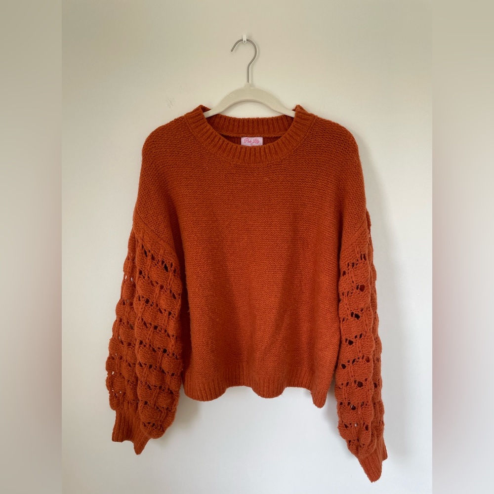 Pink Lily Sweater Size S